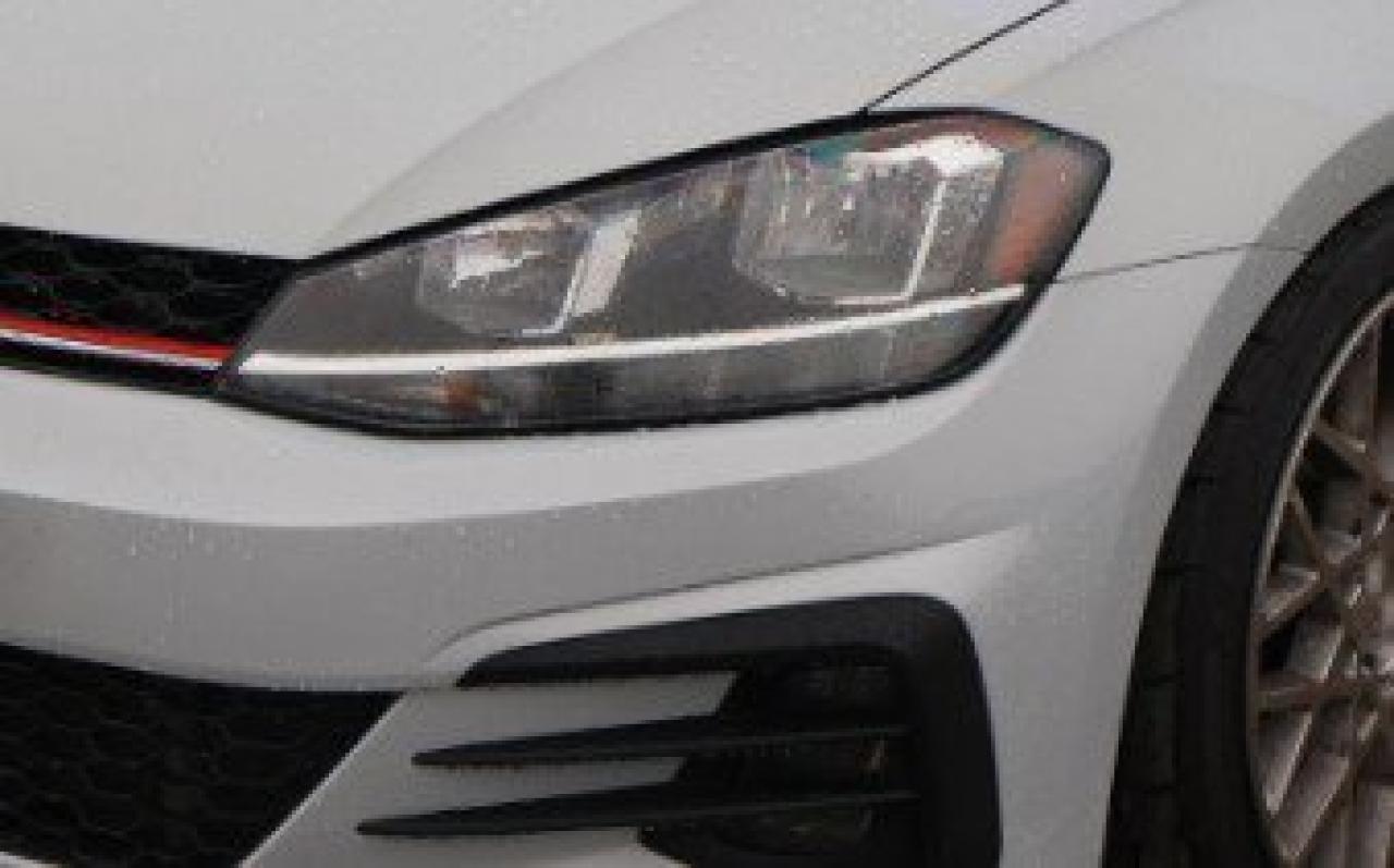 2019 Volkswagen Golf GTI Photo