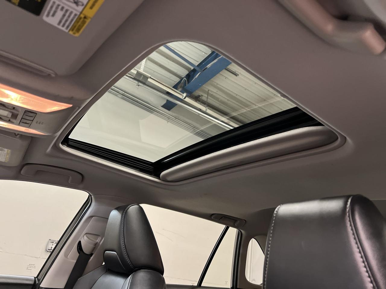 2021 Toyota RAV4 XLE PREMIUM AWD | HTD LEATHER | SUNROOF | CARPLAY Photo