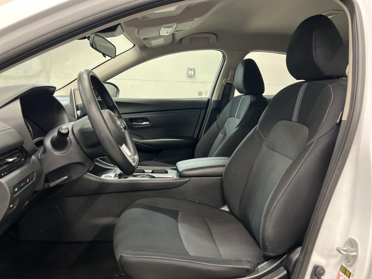 2024 Nissan Sentra SV |HTD SEATS |CARPLAY | REMOTE START |16IN ALLOYS Photo