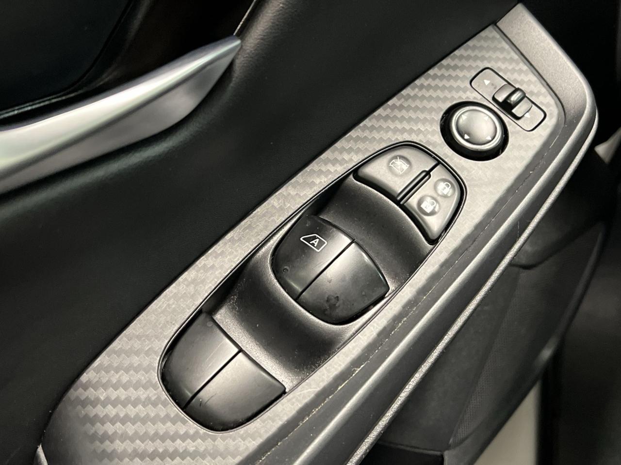 2024 Nissan Sentra SV |HTD SEATS |CARPLAY | REMOTE START |16IN ALLOYS Photo