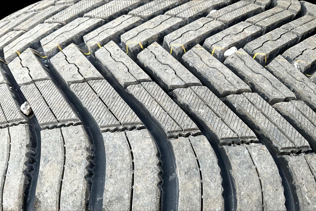 2021 Lexus NX NX300 | Vented Leather | Sunroof | AWD Photo