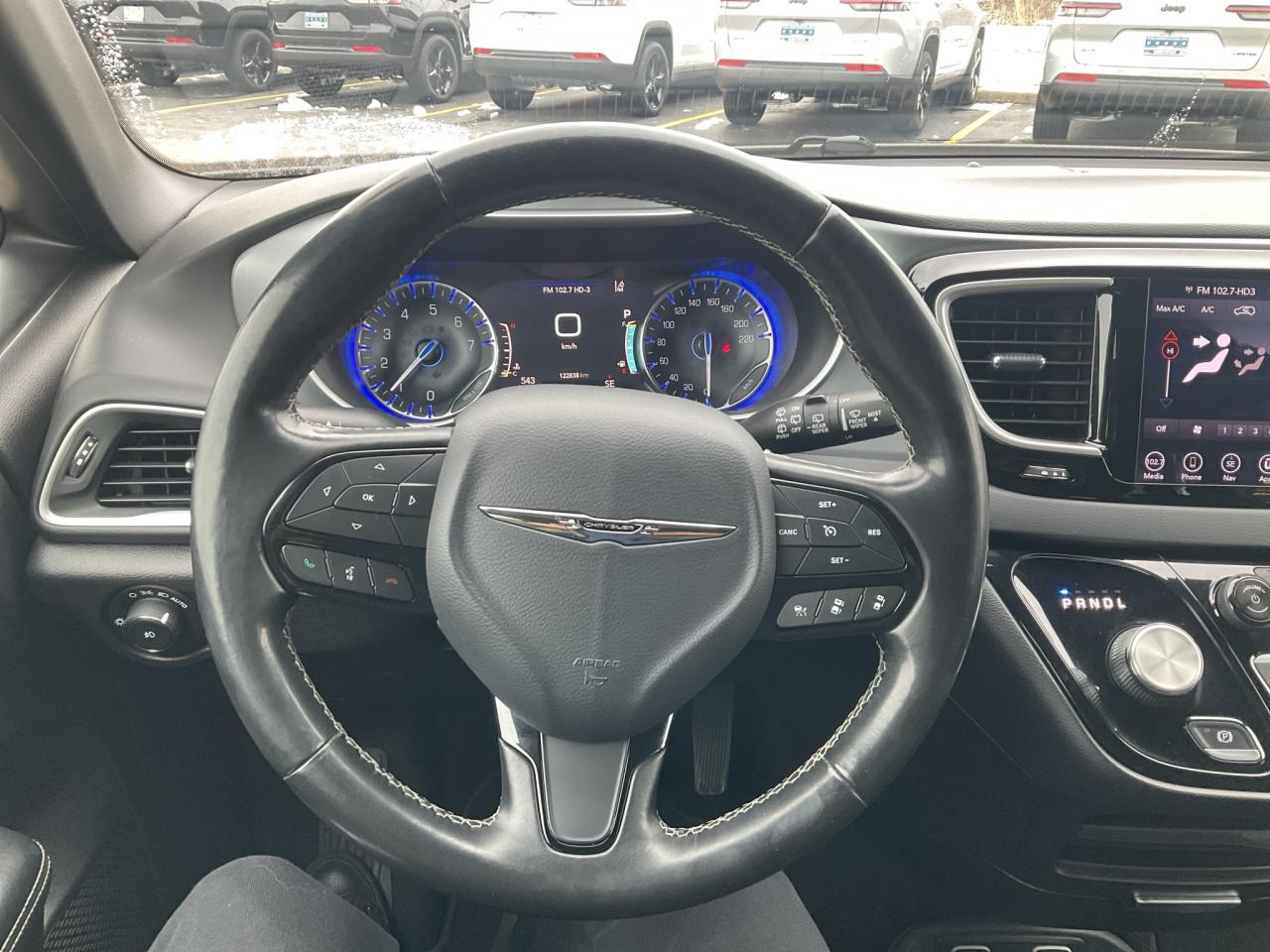 2020 Chrysler Pacifica S APPEARANCE PKG / ADV SAFETY / NAV / 20 WHEELS Photo