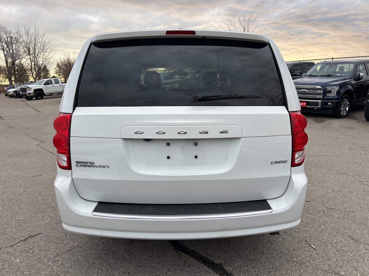 2020 Dodge Grand Caravan CREW, HEATED LEATHER, POWER SLIDING DOORS! - Photo #7