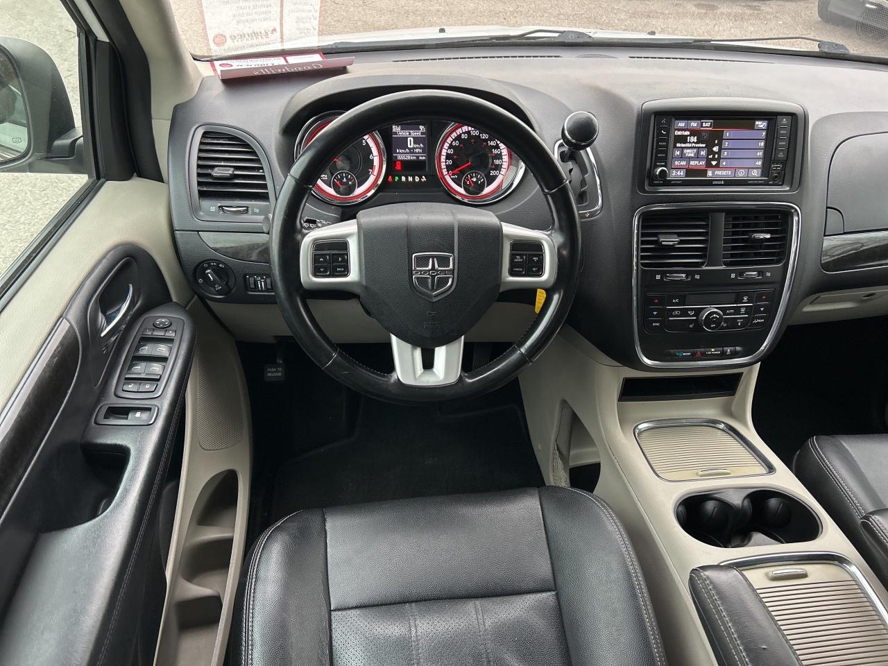 2020 Dodge Grand Caravan CREW, HEATED LEATHER, POWER SLIDING DOORS! - Photo #14