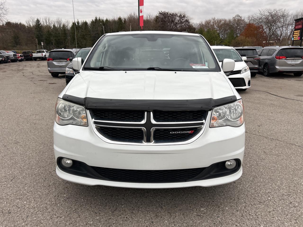 2020 Dodge Grand Caravan CREW, HEATED LEATHER, POWER SLIDING DOORS! - Photo #3