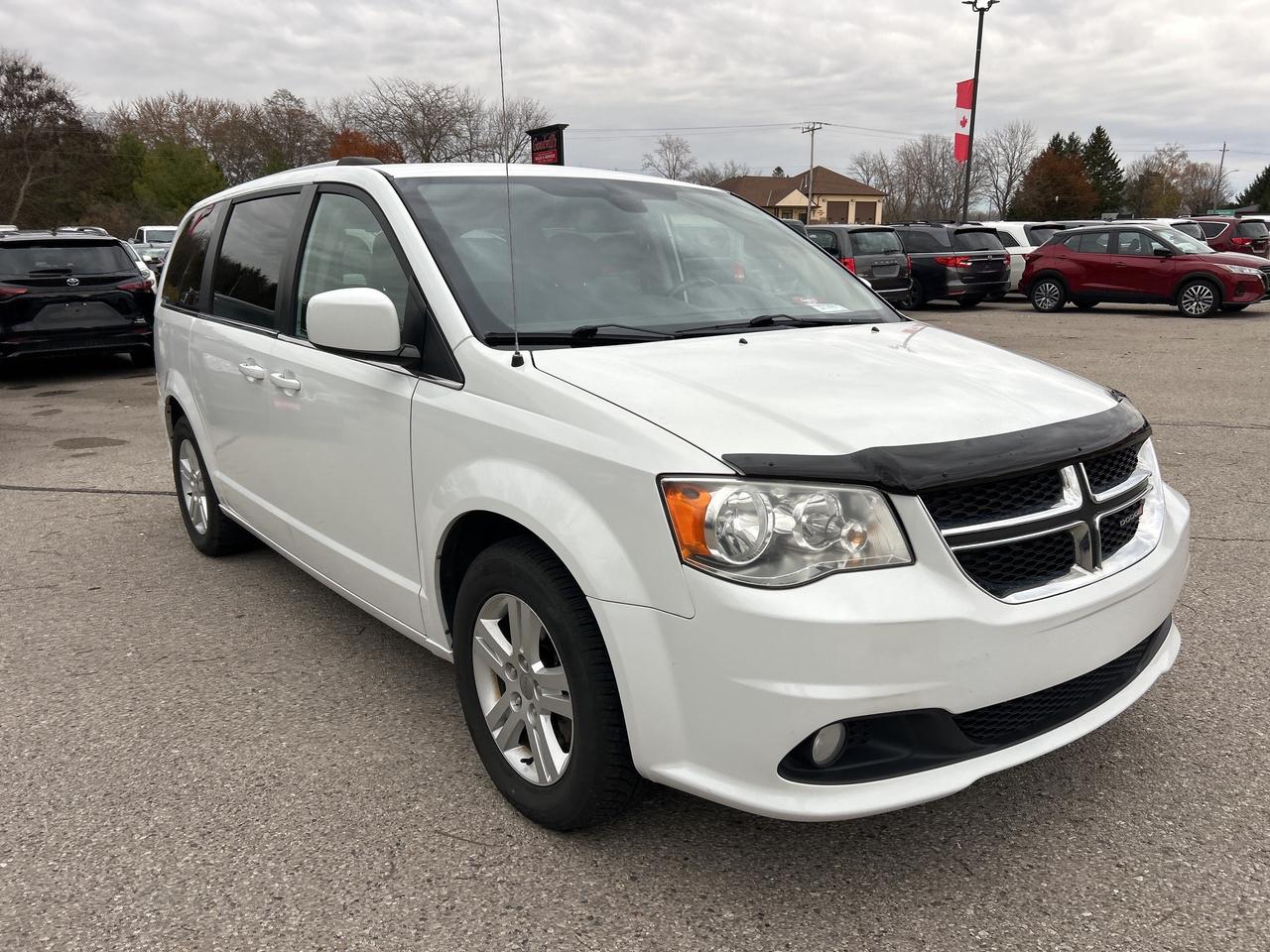 2020 Dodge Grand Caravan CREW, HEATED LEATHER, POWER SLIDING DOORS! - Photo #4