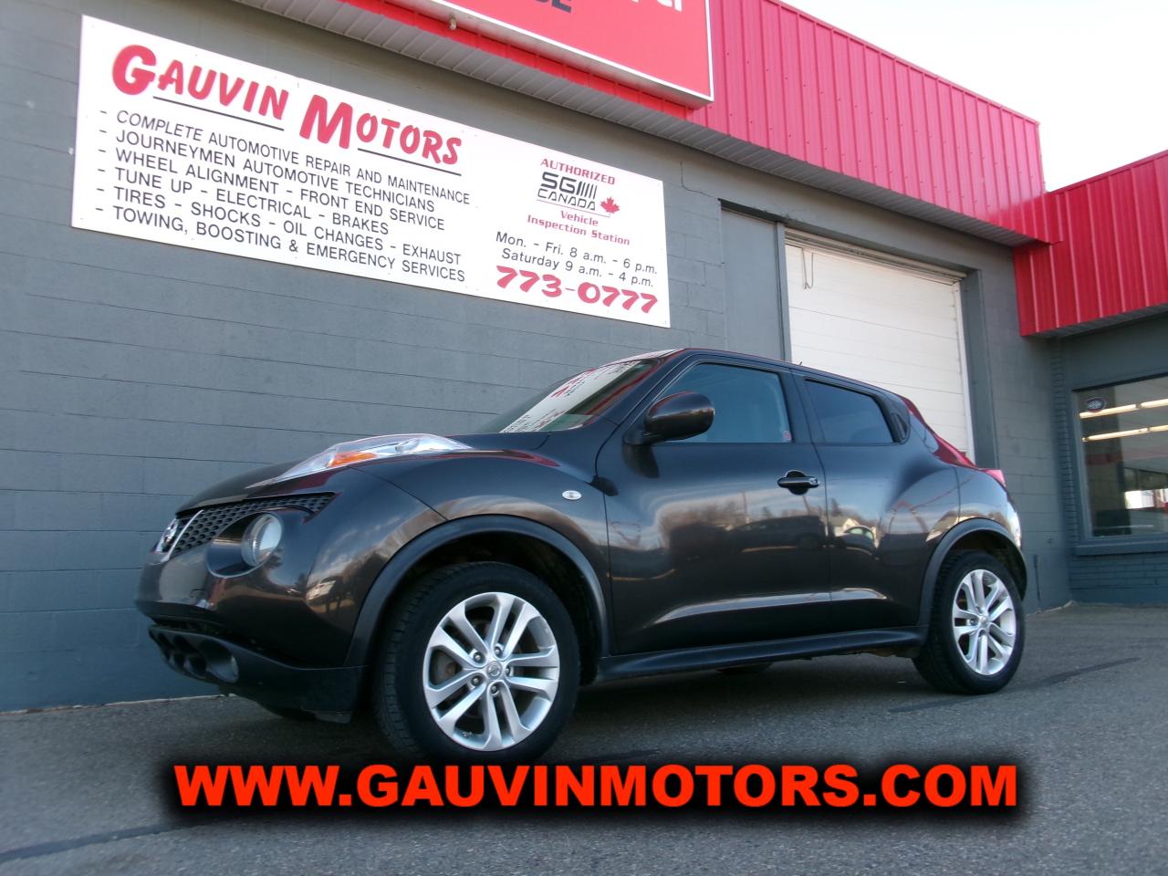 Used 2013 Nissan Juke SL AWD Loaded Leather Sunroof Nav for sale in Swift Current, SK