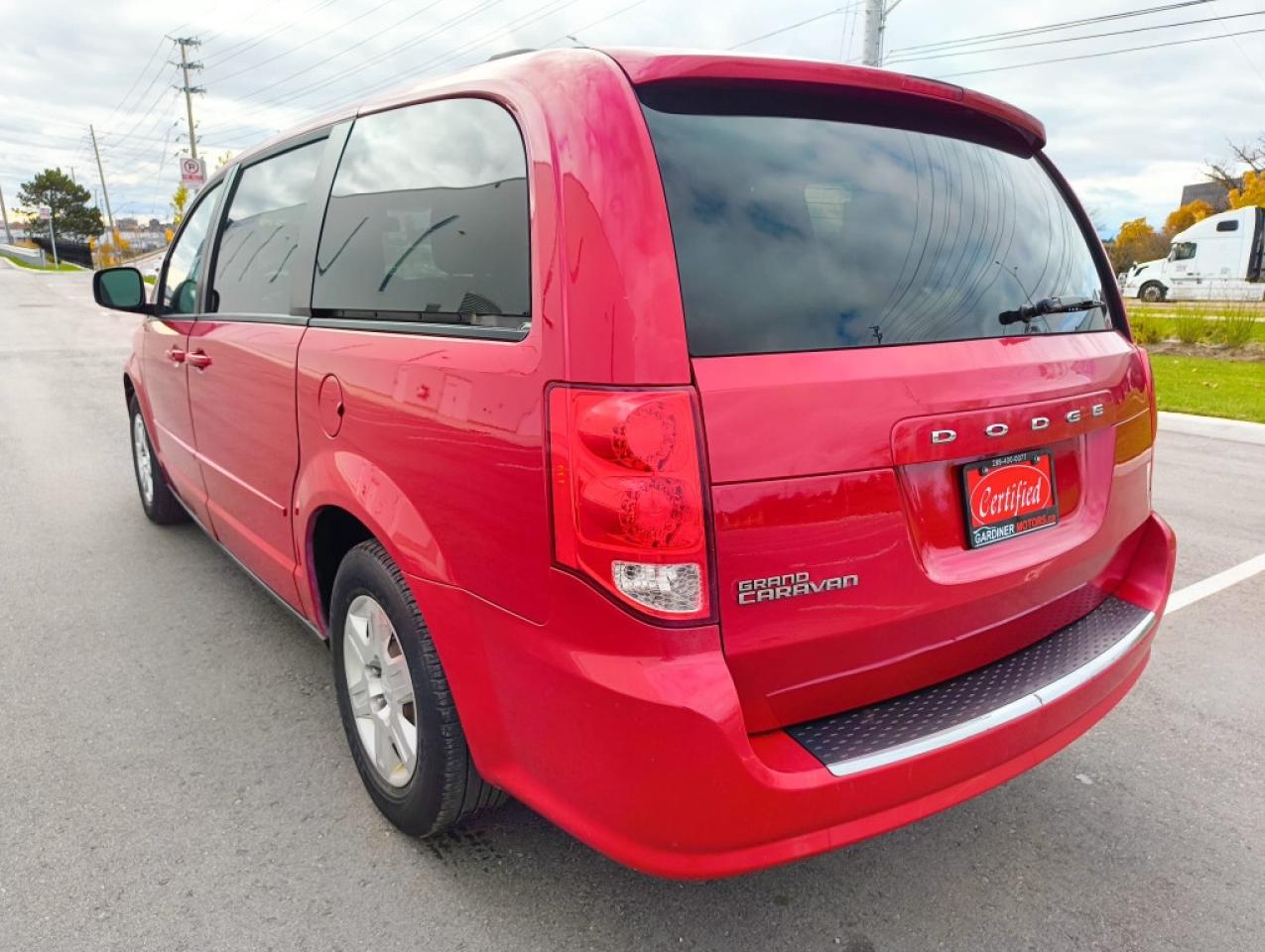 2012 Dodge Grand Caravan SXT Front-wheel Drive Passenger Van Automatic Photo4