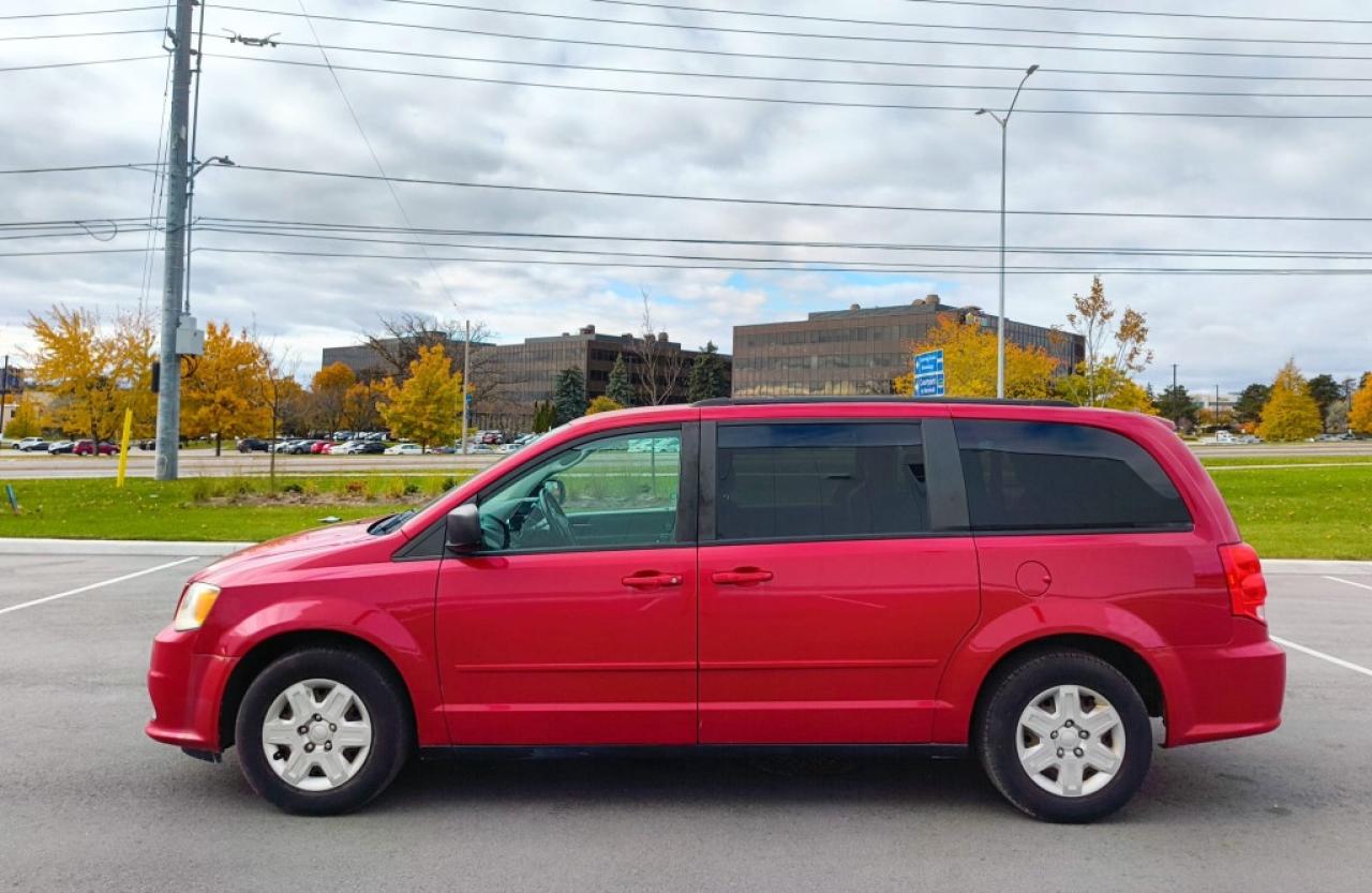 2012 Dodge Grand Caravan SXT Front-wheel Drive Passenger Van Automatic Photo2