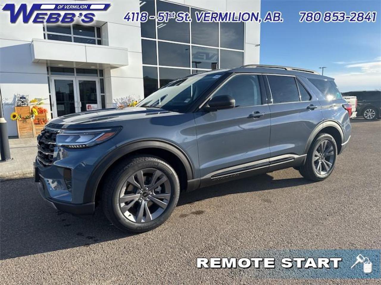 2026 Ford Explorer Active Photo4