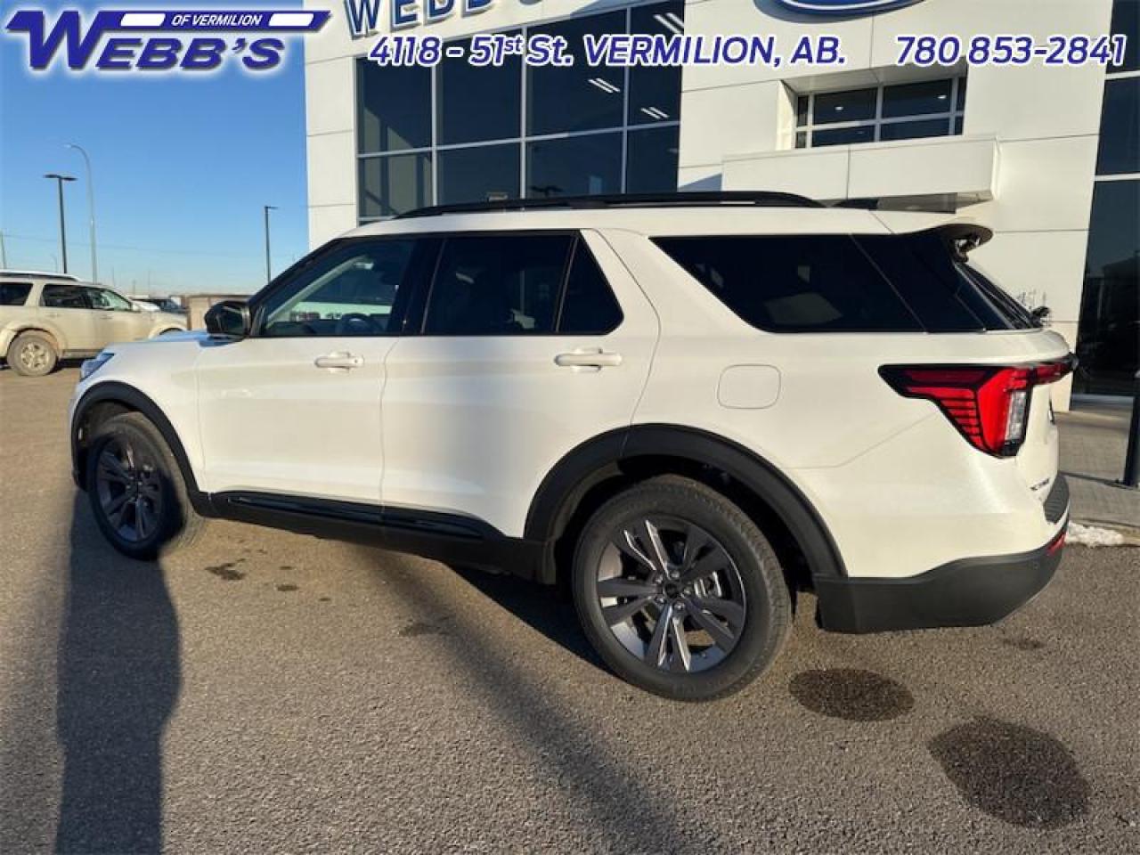 2026 Ford Explorer Active Photo3