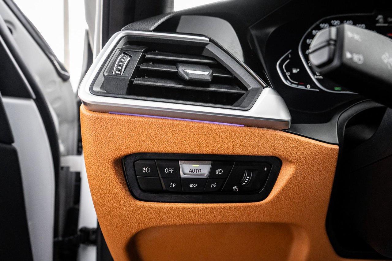 2022 BMW 3 Series 330e xDrive Photo