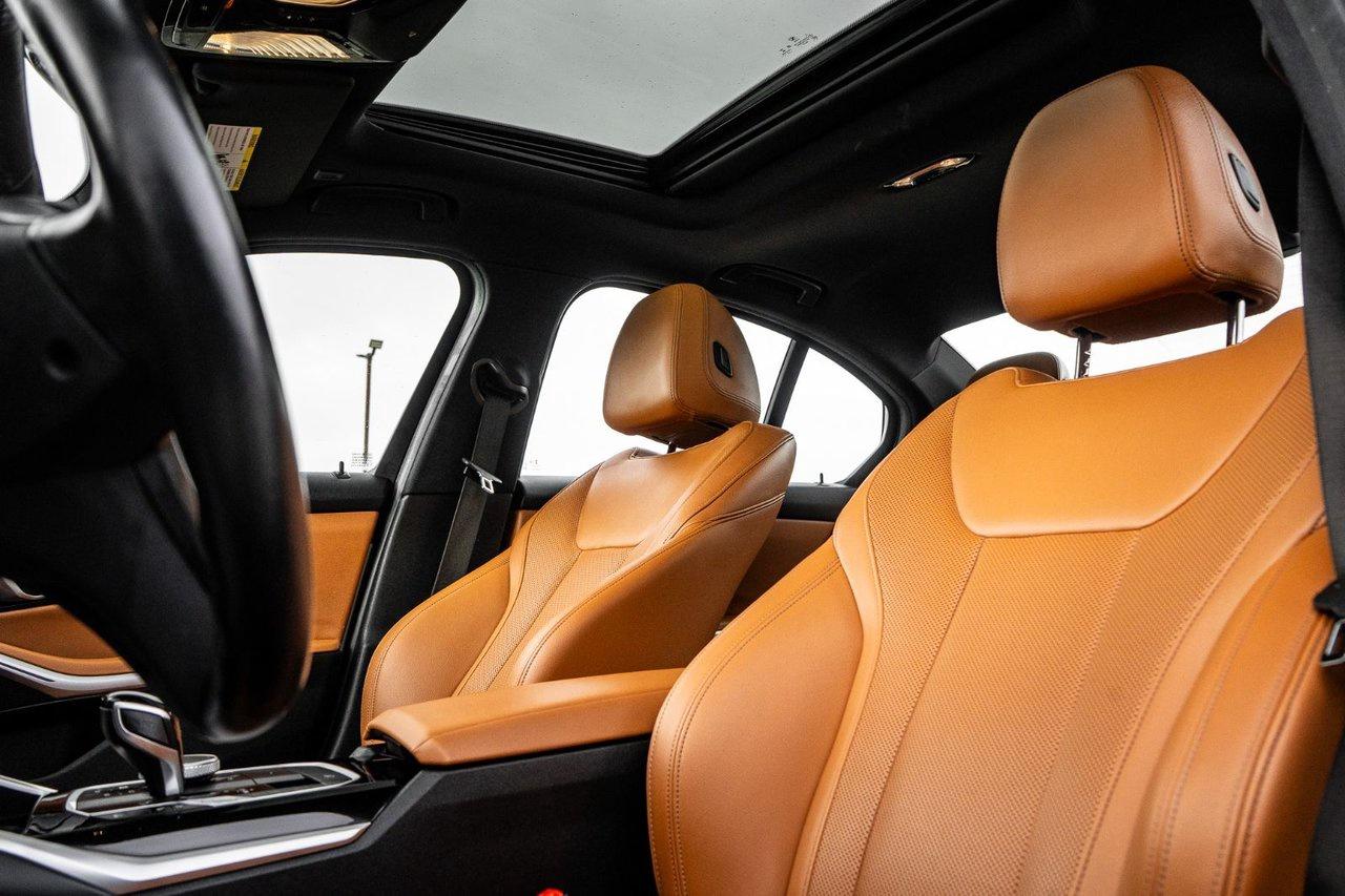 2022 BMW 3 Series 330e xDrive Photo