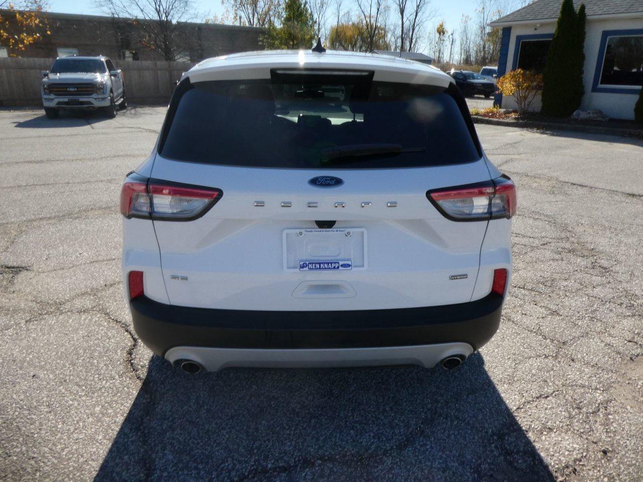 2022 Ford Escape SE SE Hybrid Photo