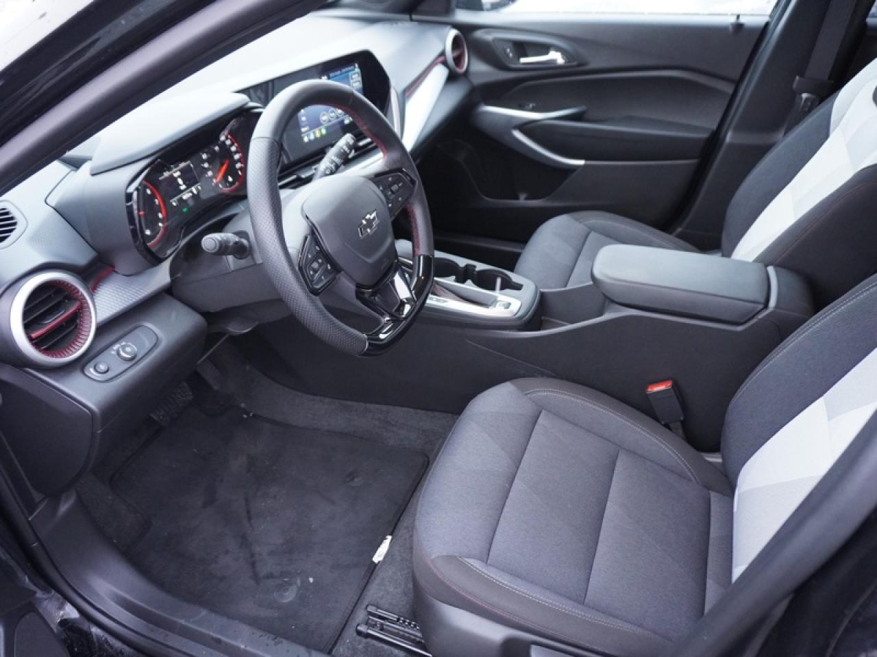 2025 Chevrolet Trax 1RS  - Heated Seats -  Remote Start Photo