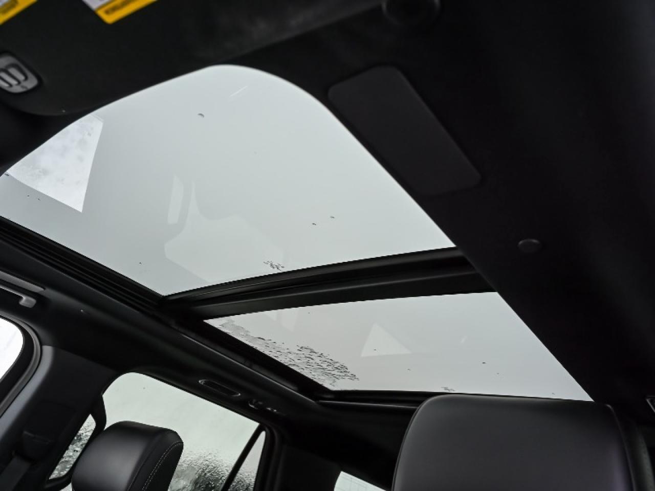 2025 Ford Expedition Platinum Photo