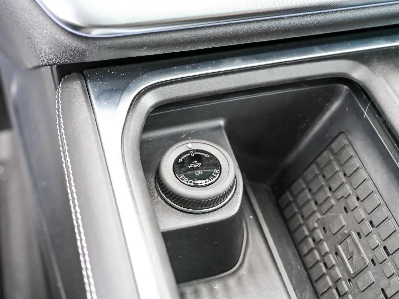 2025 Ford Expedition Platinum Photo