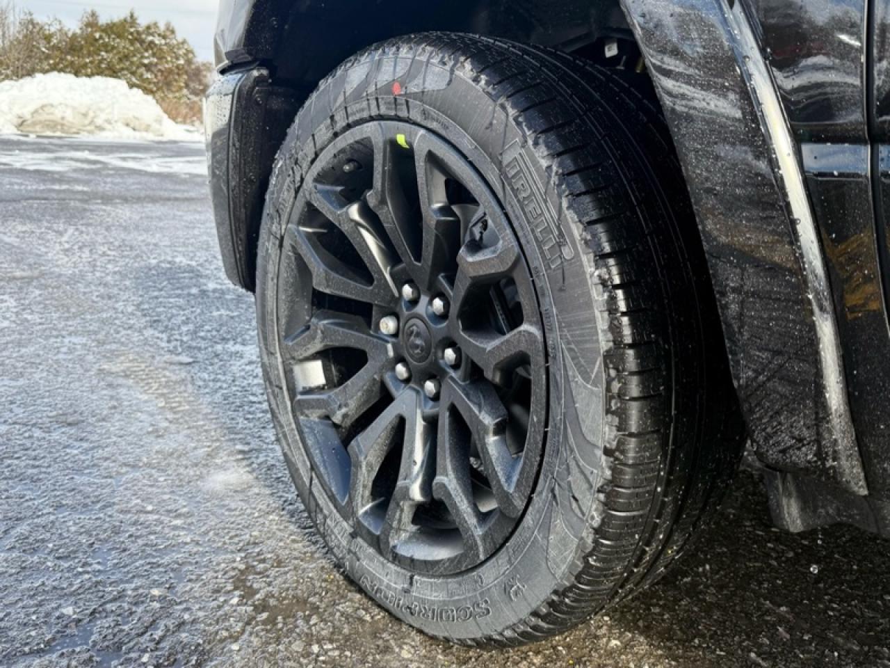 2026 RAM 1500 Limited  - Sunroof - Night Edition Photo