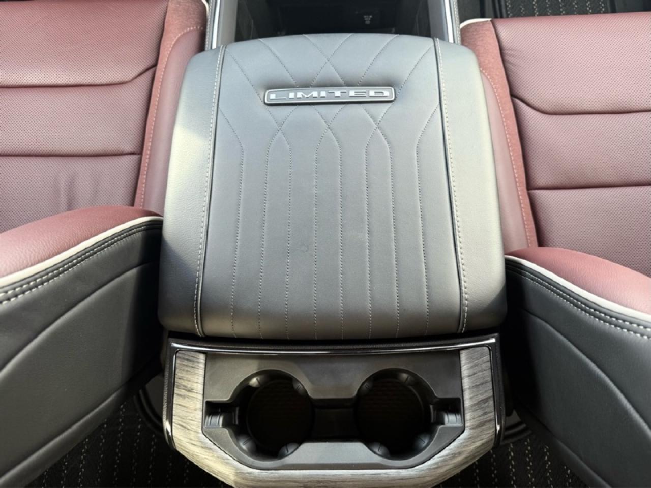 2026 RAM 1500 Limited  - Sunroof - Night Edition Photo