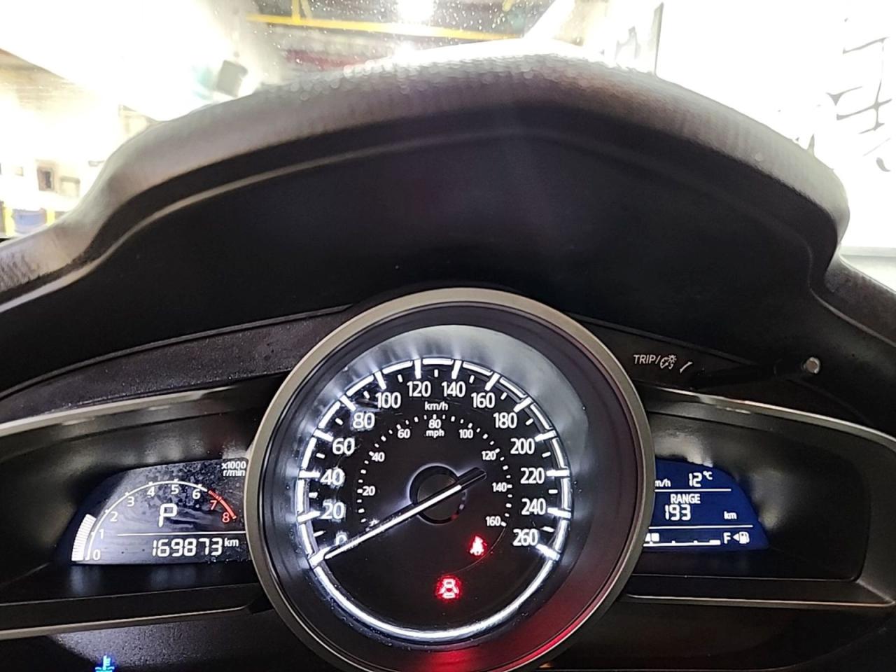 2018 Mazda MAZDA3 i Touring - Photo #7