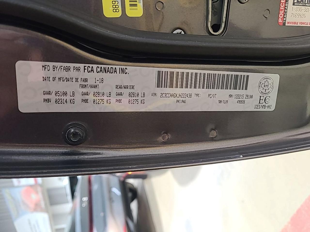 2018 Chrysler 300 Touring  - Photo #9