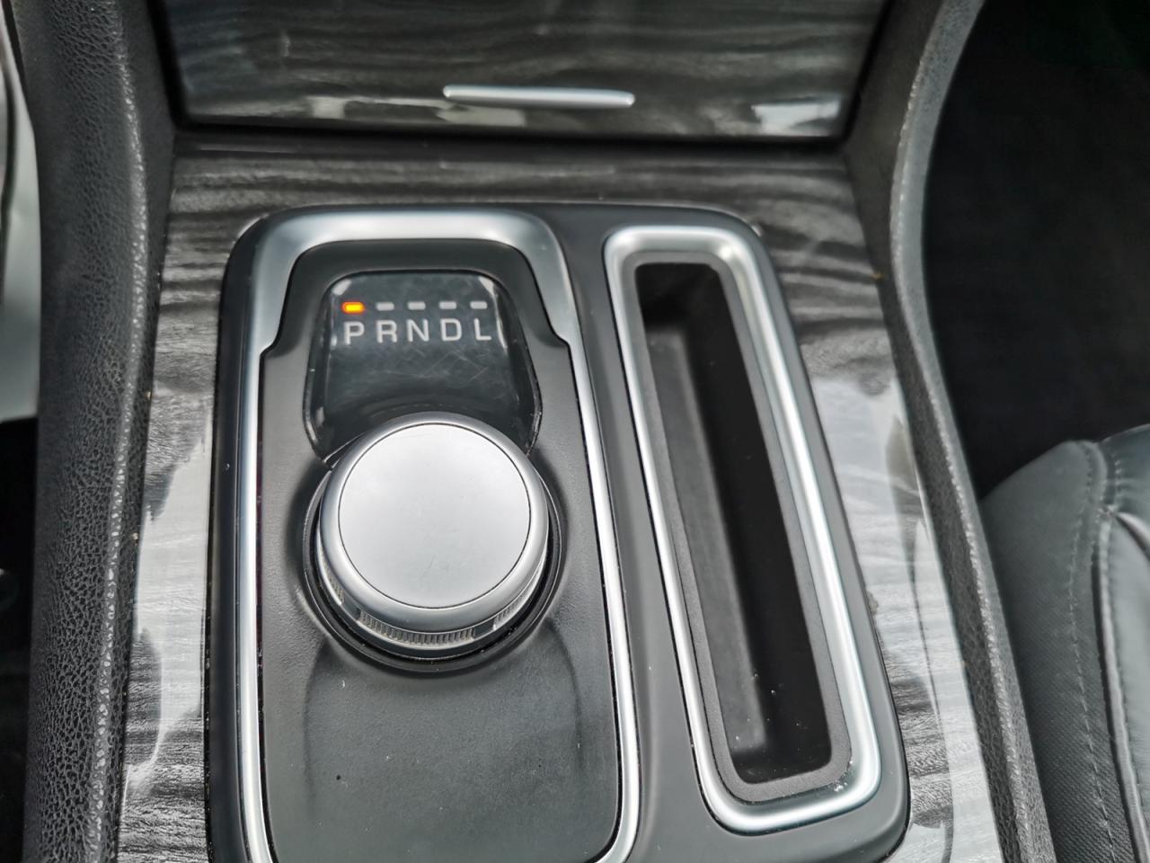 2018 Chrysler 300 Touring  - Photo #26