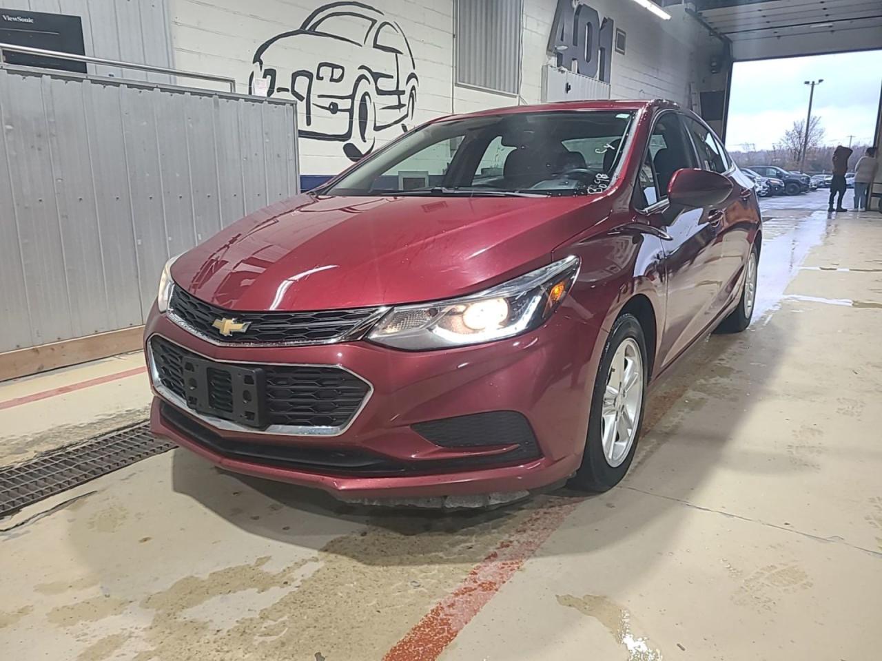 Used 2017 Chevrolet Cruze LT for sale in Madoc, ON