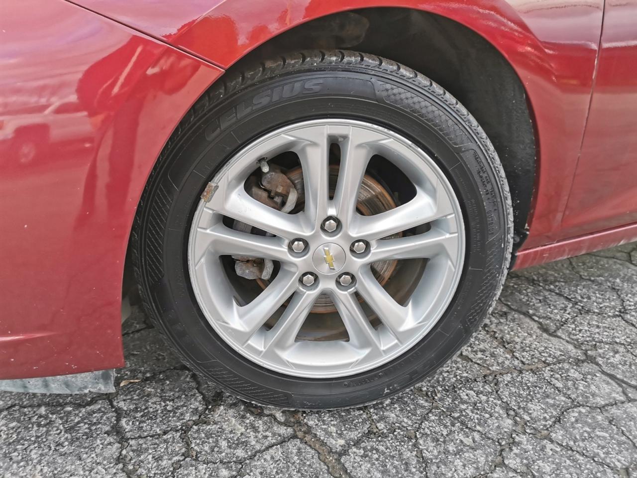 2017 Chevrolet Cruze LT Photo