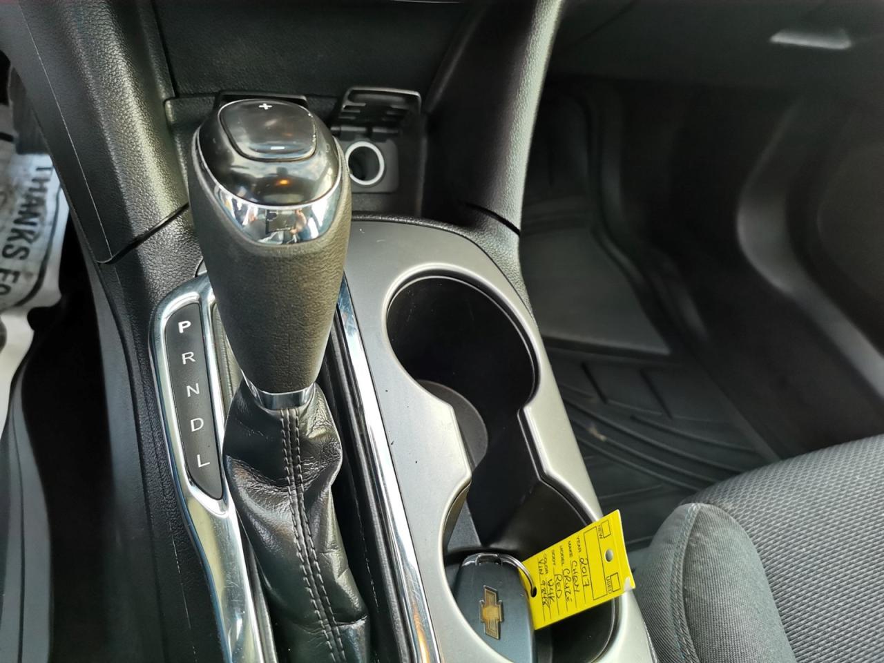 2017 Chevrolet Cruze LT Photo