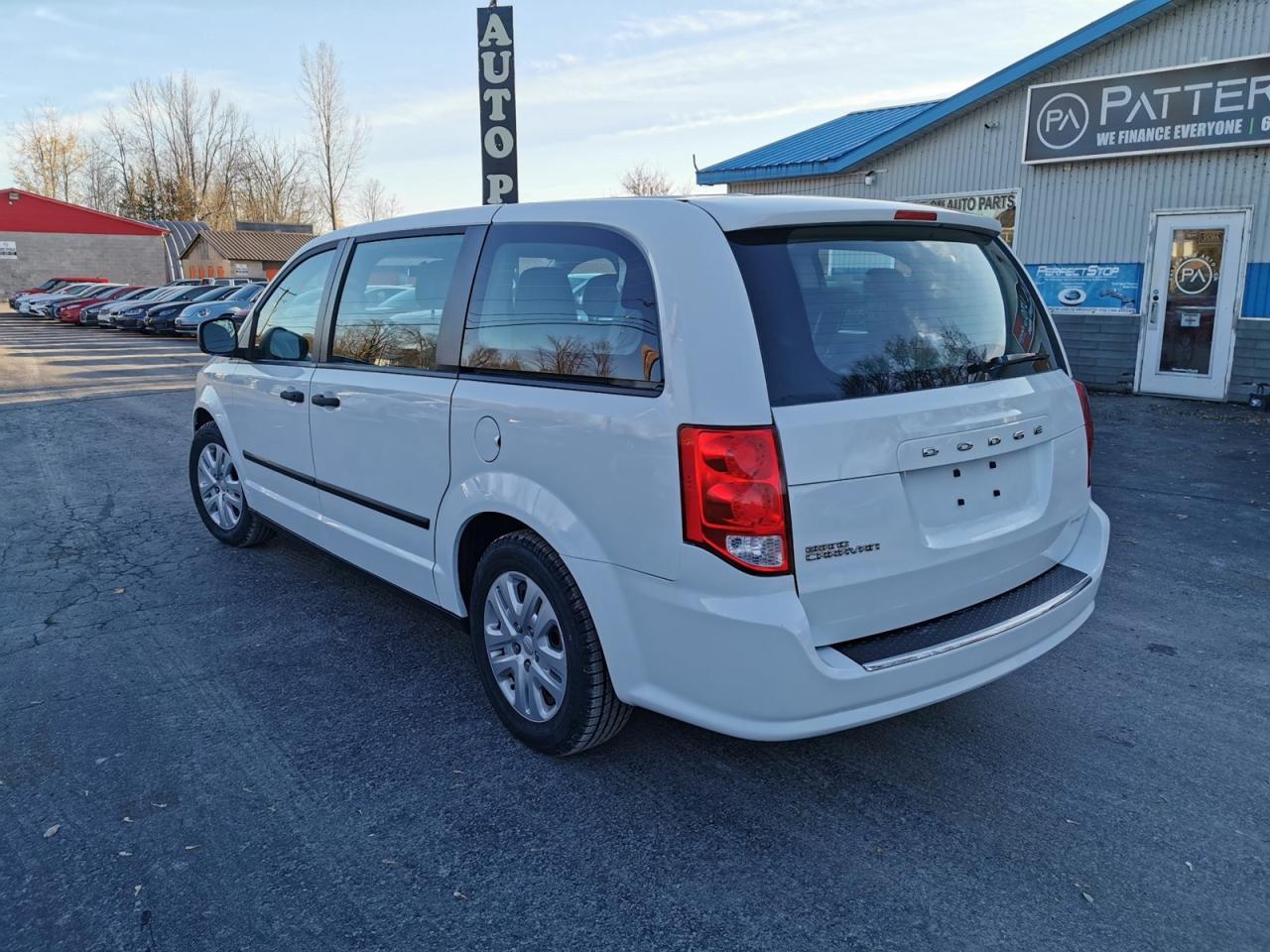 2016 Dodge Grand Caravan SE Plus - Photo #7