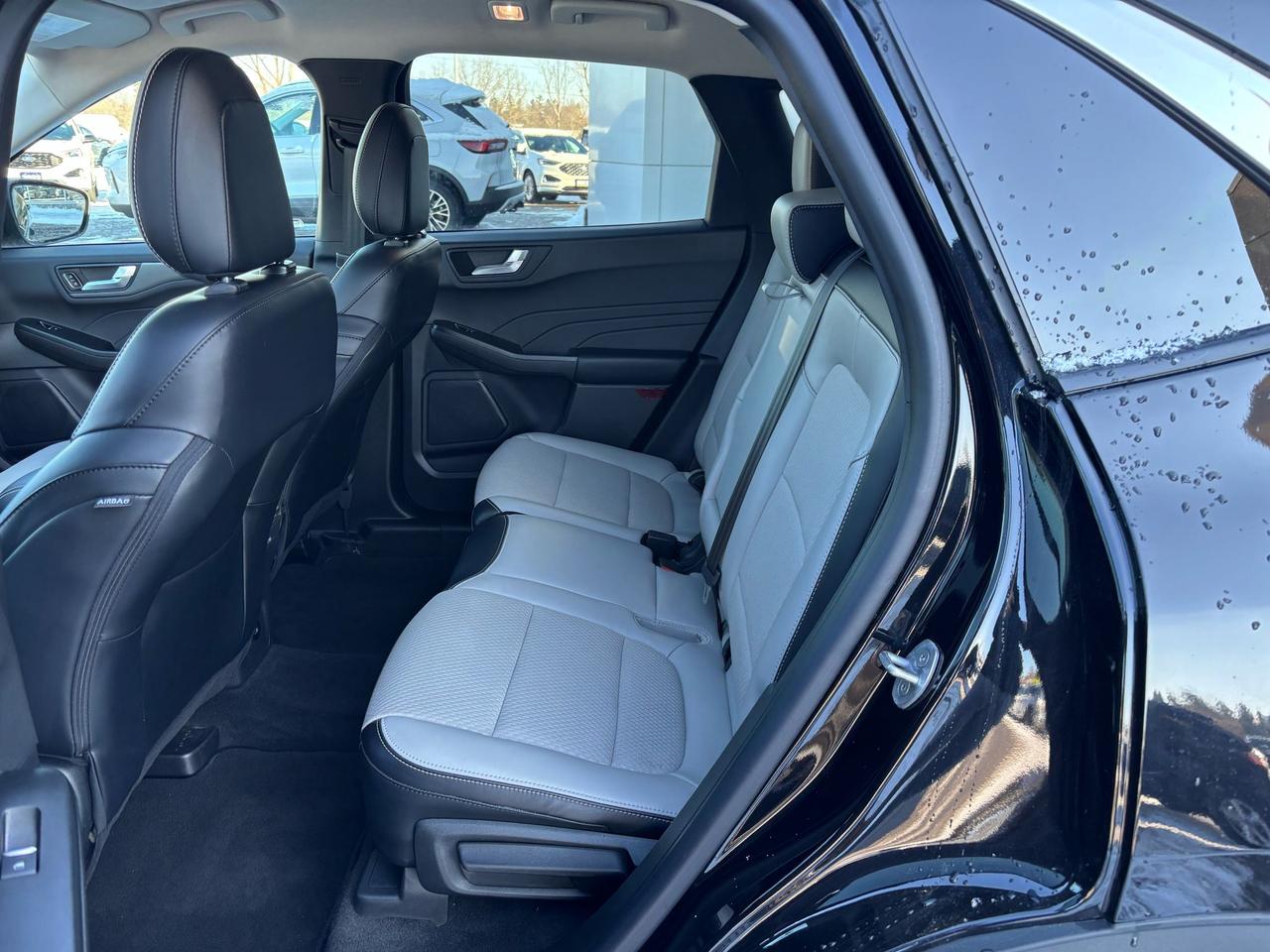 2024 Ford Escape PHEV, 2.5L, REAR CAMERA, REMOTE START! Photo