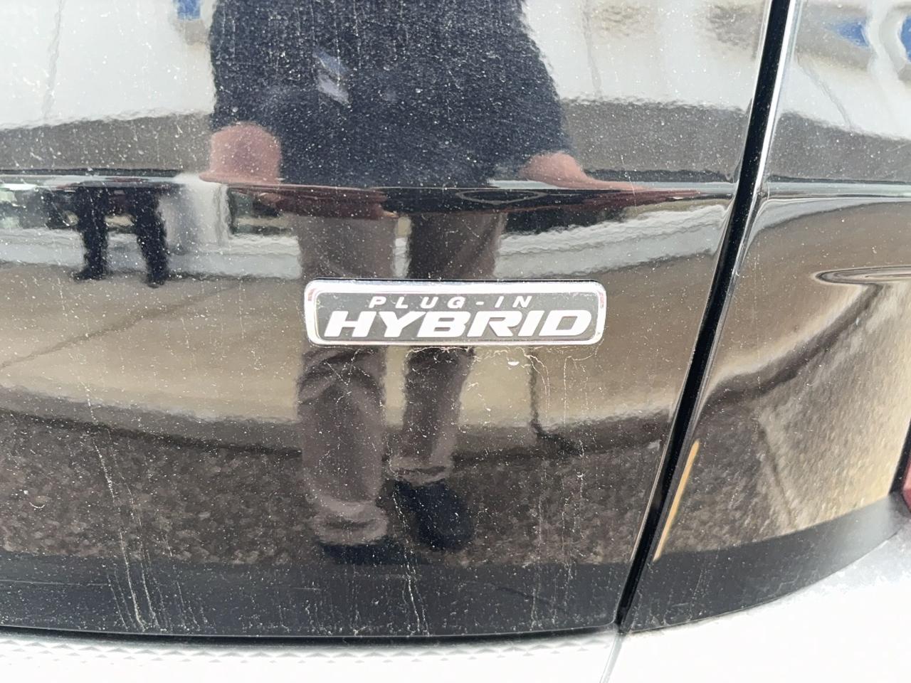 2024 Ford Escape PHEV, 2.5L, REAR CAMERA, REMOTE START! Photo