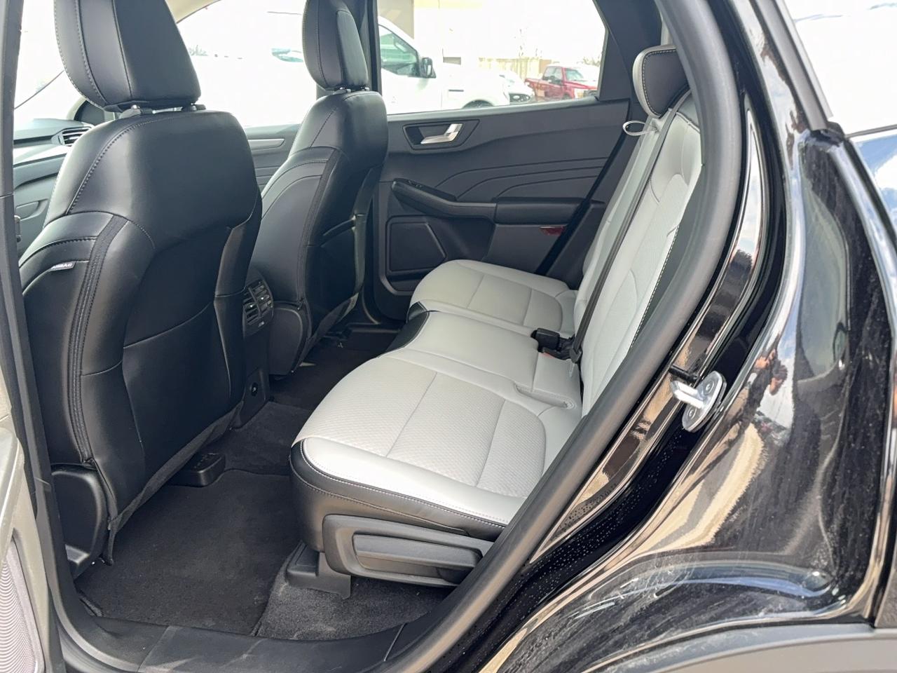 2024 Ford Escape PHEV, 2.5L, REAR CAMERA, REMOTE START! Photo