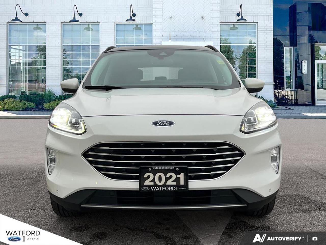 2021 Ford Escape Titanium AWD Photo