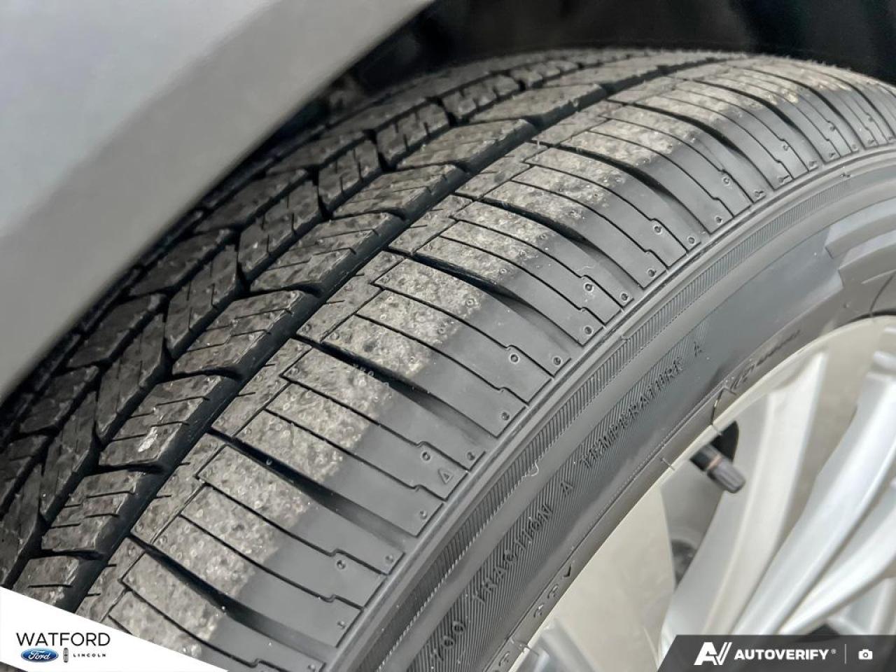 2021 Ford Escape Titanium AWD Photo