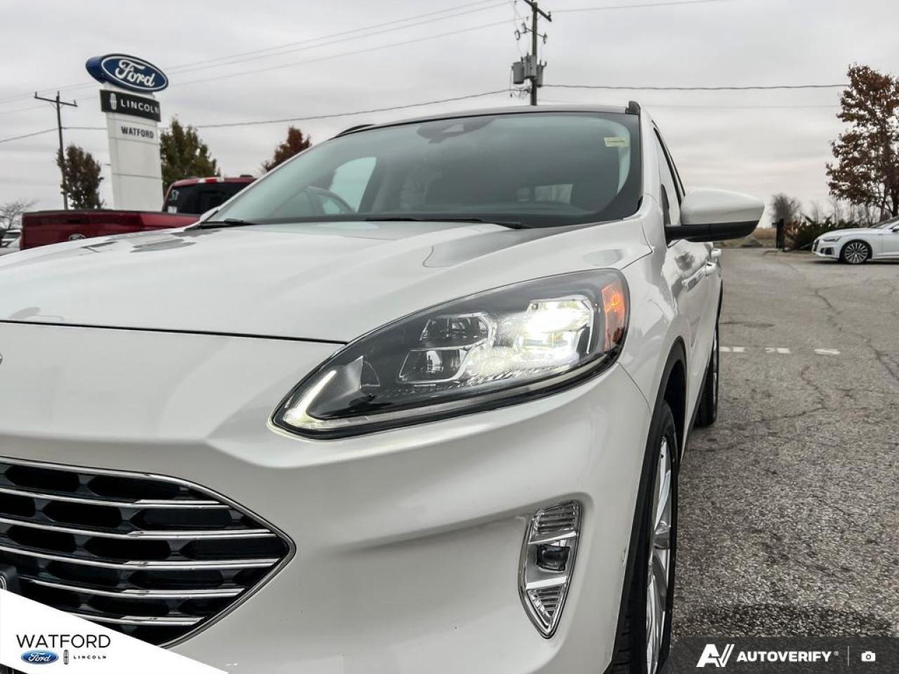 2021 Ford Escape Titanium AWD Photo