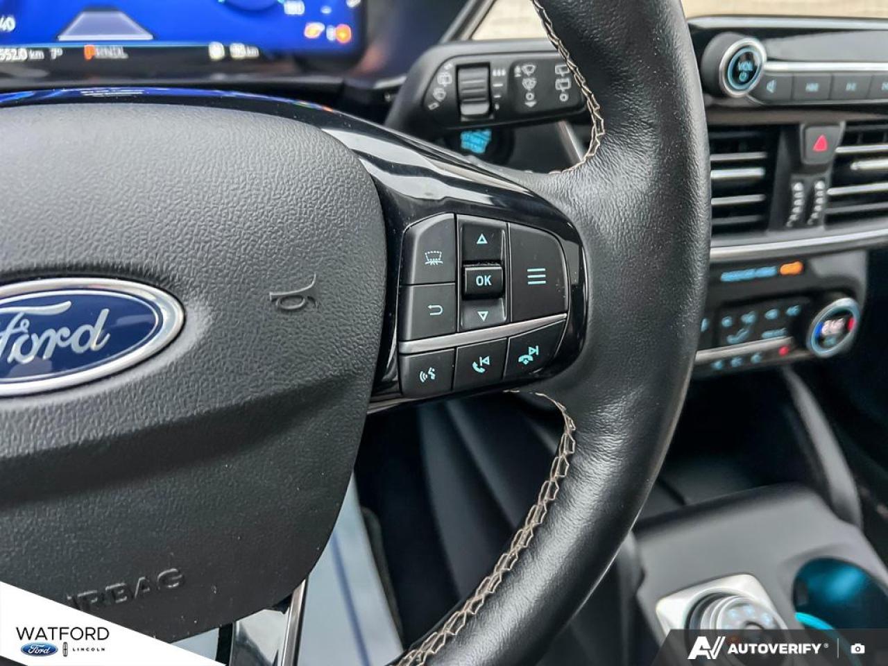 2021 Ford Escape Titanium AWD Photo