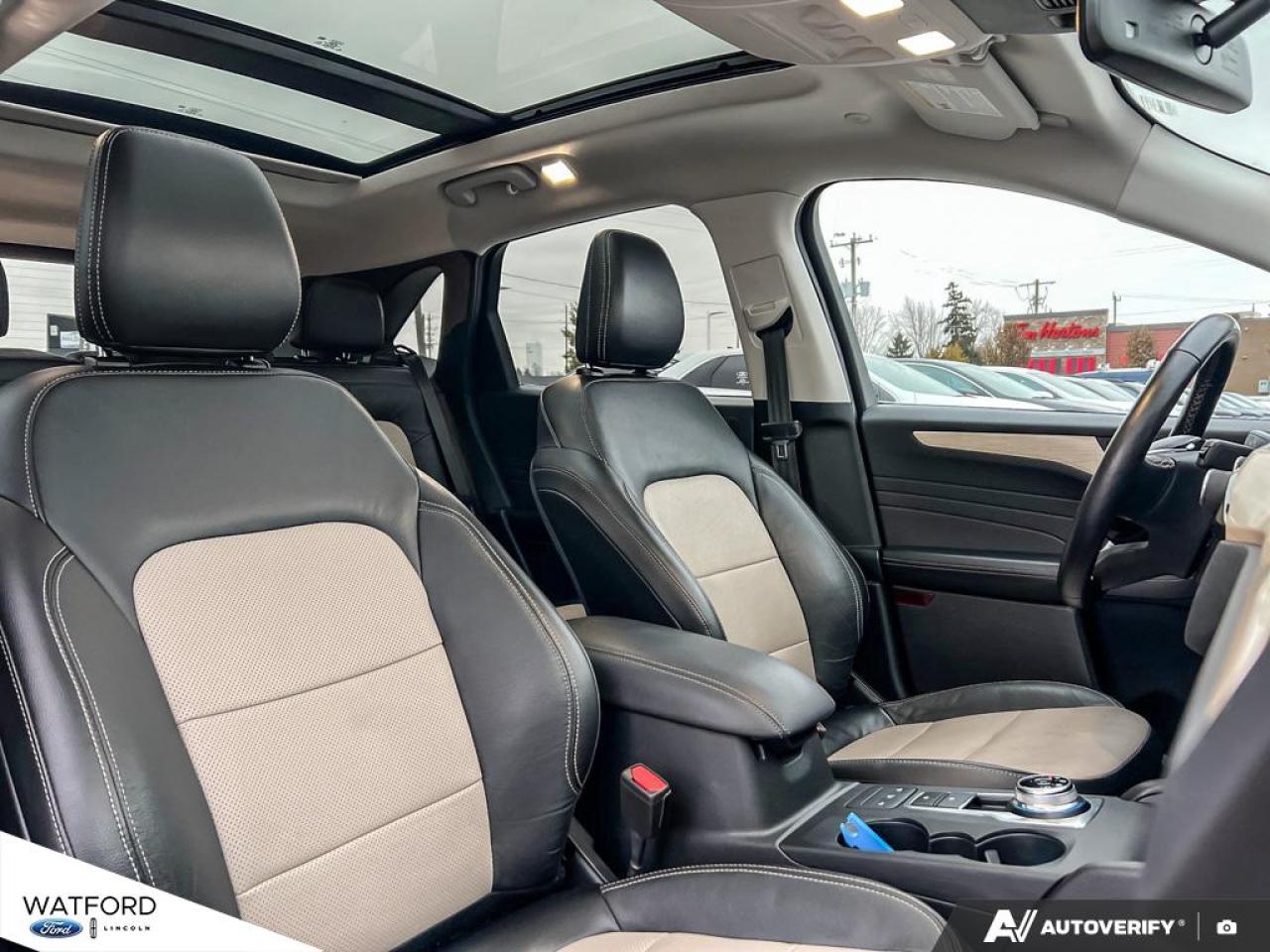 2021 Ford Escape Titanium AWD Photo