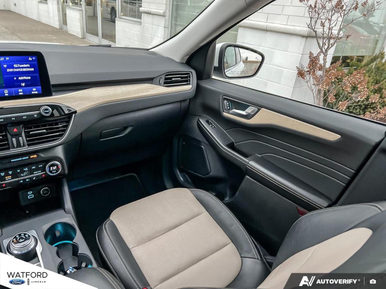 2021 Ford Escape Titanium AWD Photo