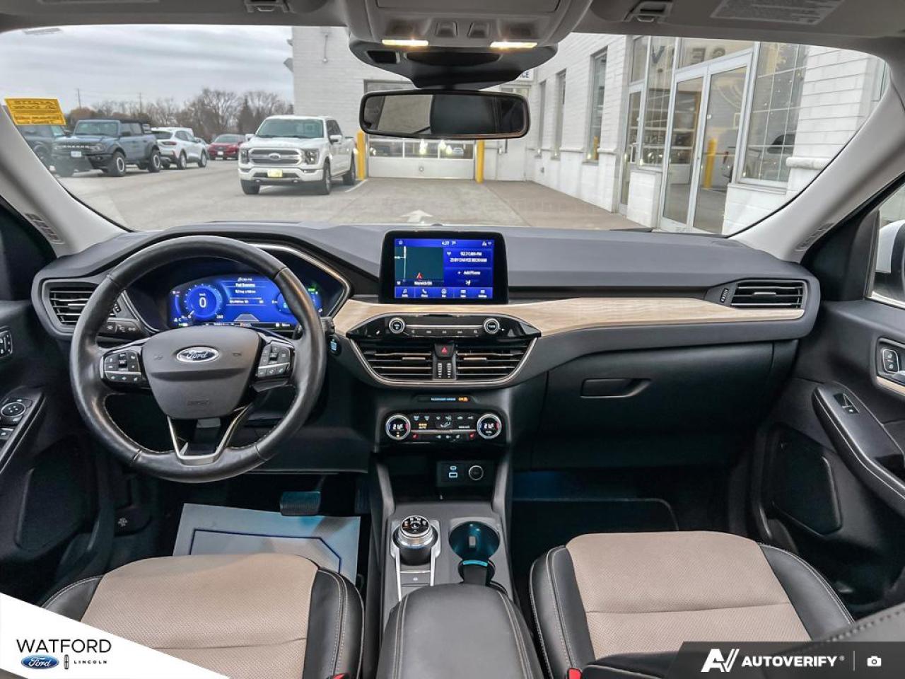 2021 Ford Escape Titanium AWD Photo