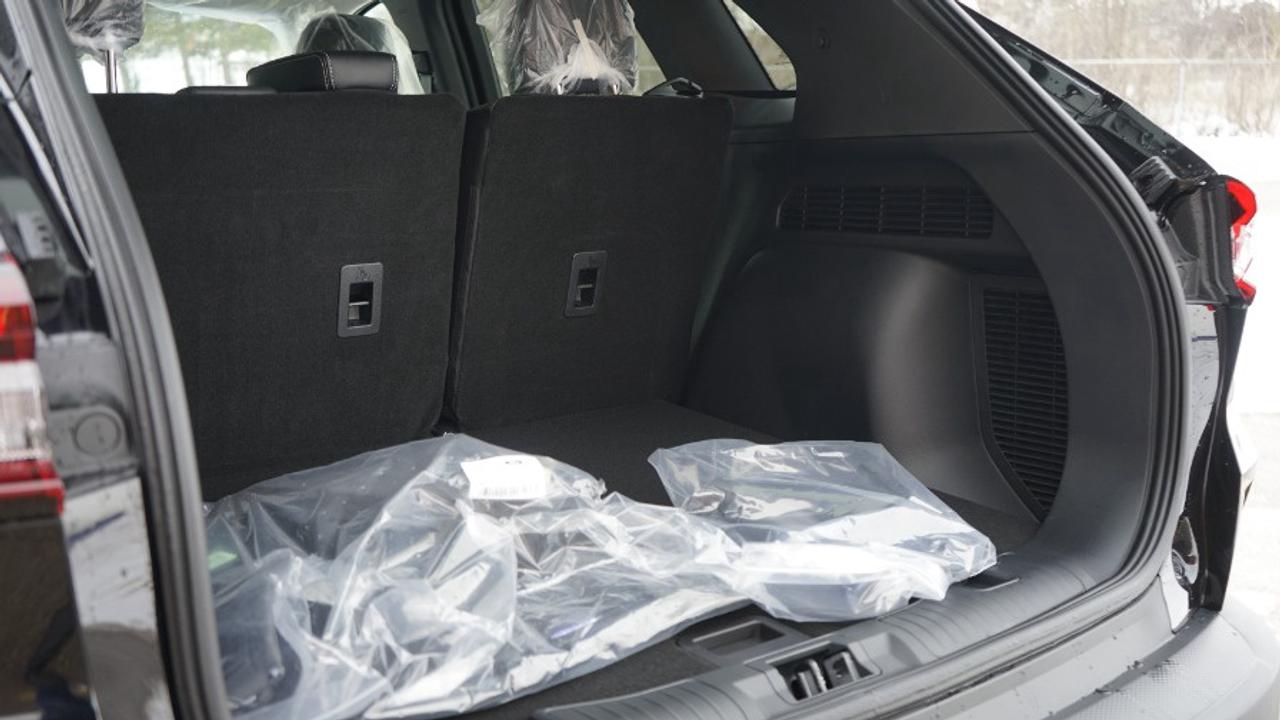 2026 Ford Escape Plug-in Hybrid Photo