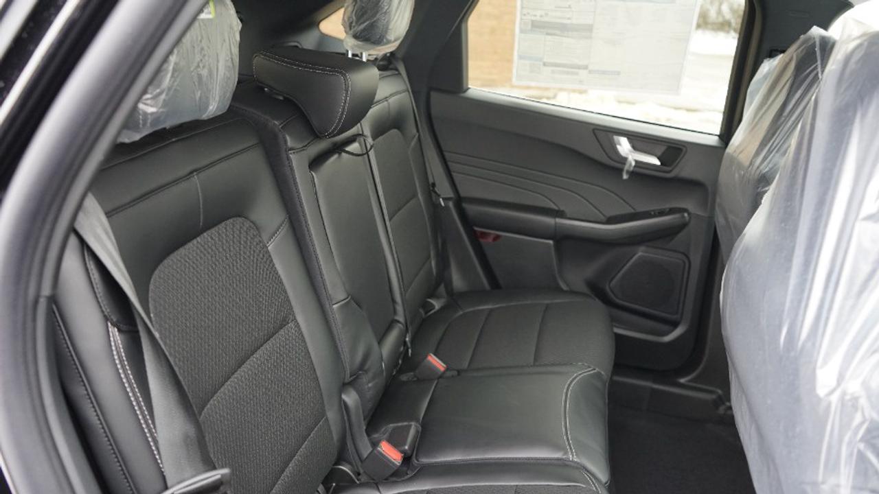 2026 Ford Escape Plug-in Hybrid Photo