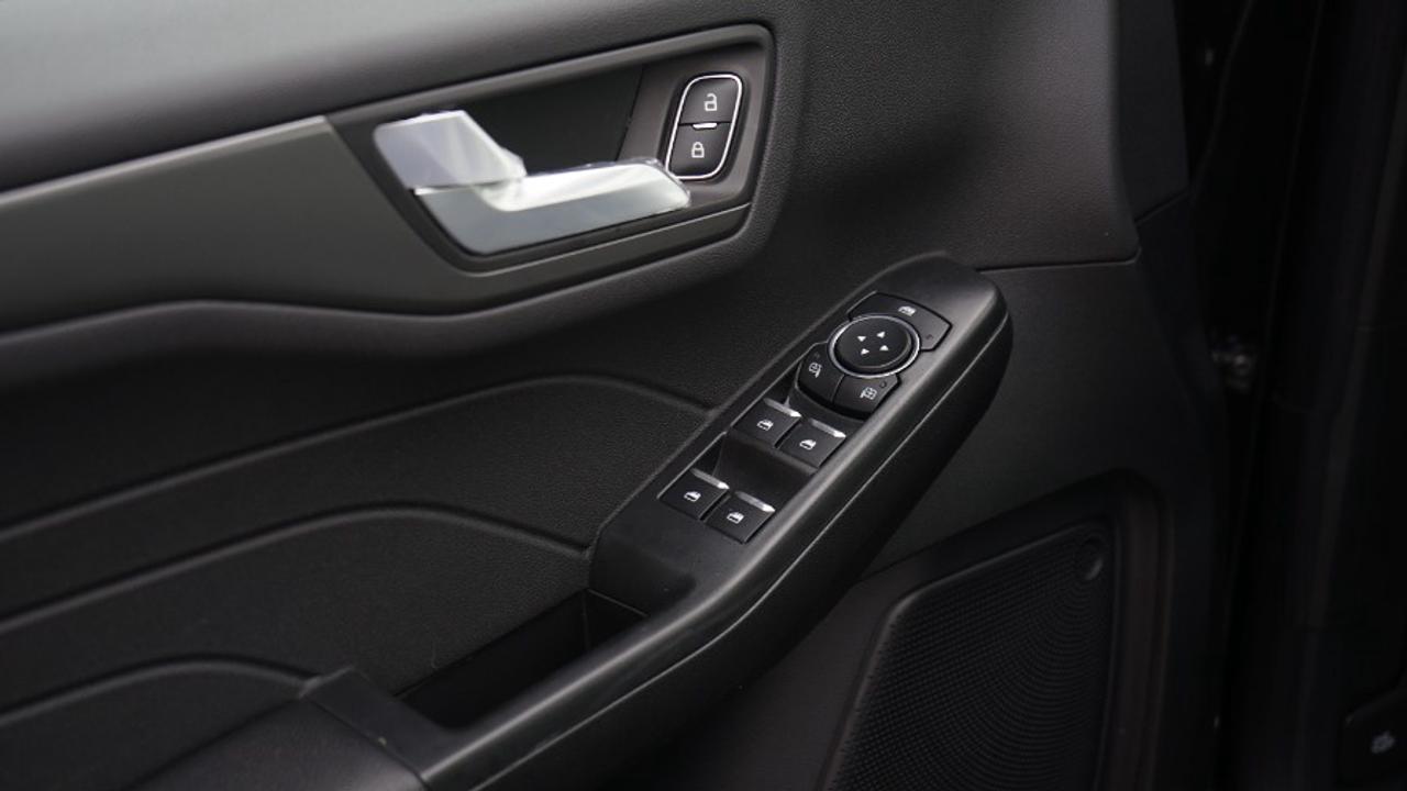 2026 Ford Escape Plug-in Hybrid Photo