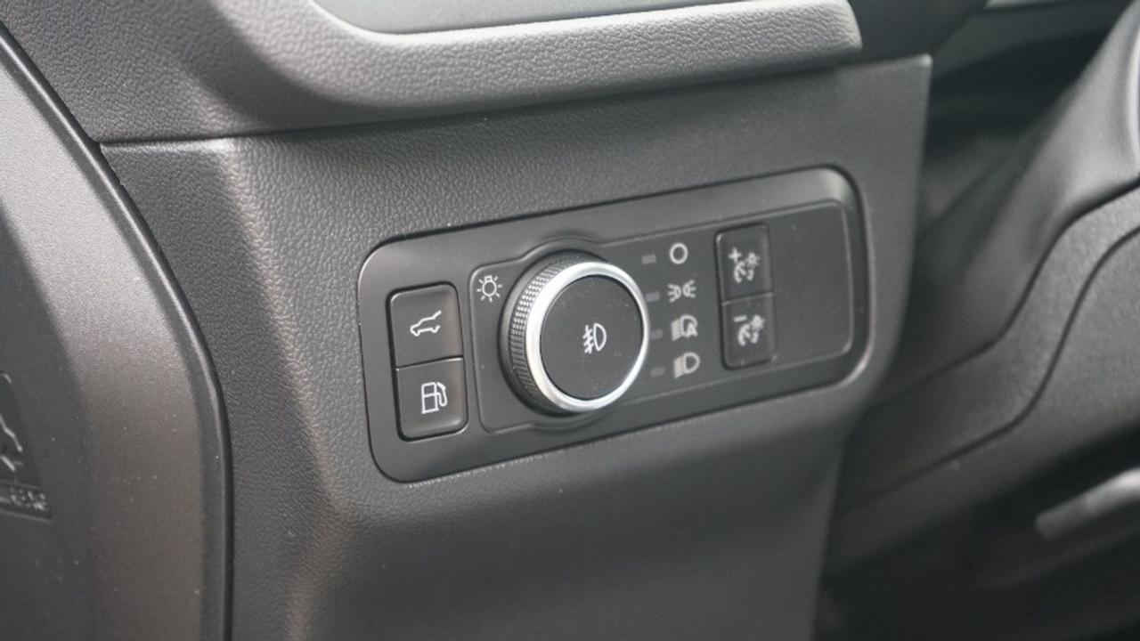 2026 Ford Escape Plug-in Hybrid Photo