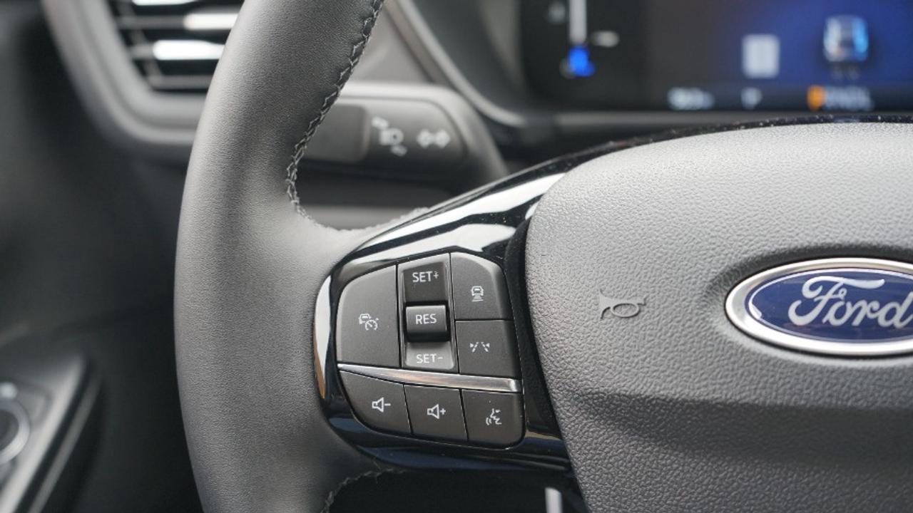 2026 Ford Escape Plug-in Hybrid Photo