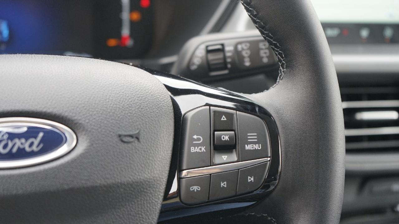 2026 Ford Escape Plug-in Hybrid Photo