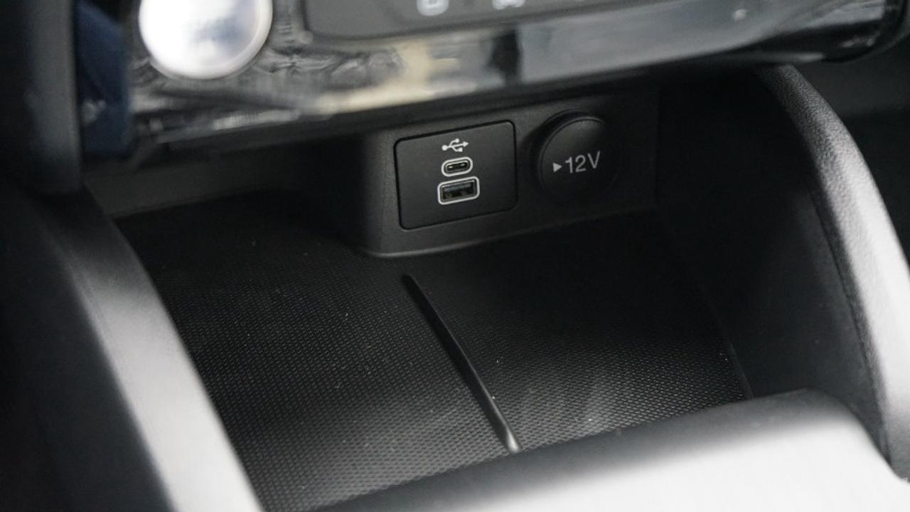 2026 Ford Escape Plug-in Hybrid Photo