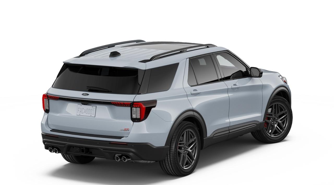 2026 Ford Explorer ST Photo2