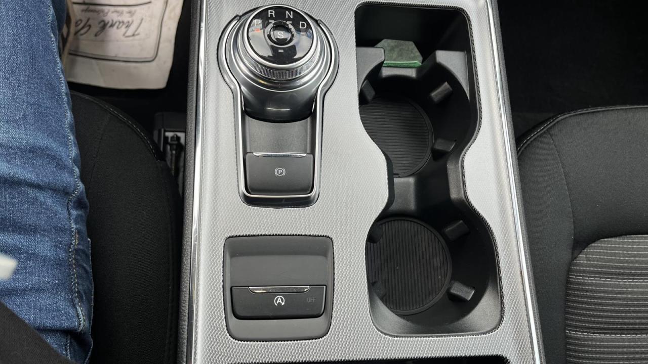 2021 Ford Edge SEL Photo