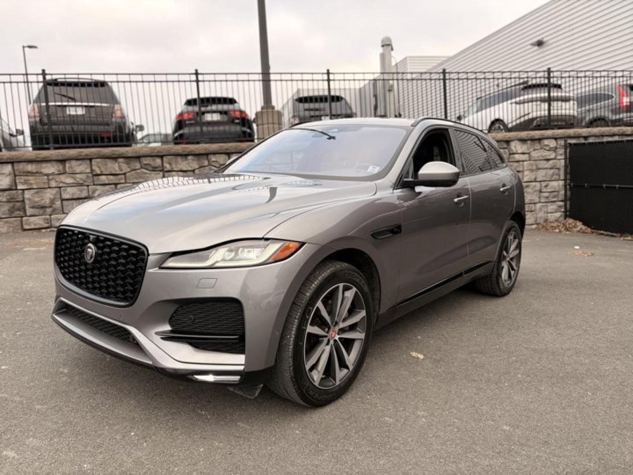 Small SUV 4WD, P250 S Auto, 8-Speed Automatic w/OD, Intercooled Turbo Premium Unleaded I-4 2.0 L/122